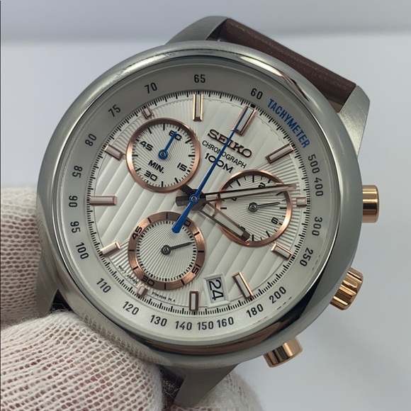 Seiko chronograph date quartz date watch SSB211P1 - Picture 2 of 6